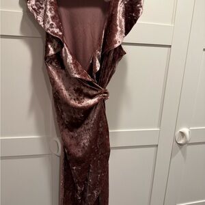 Elegant Velvet Wrap Dress in mauve